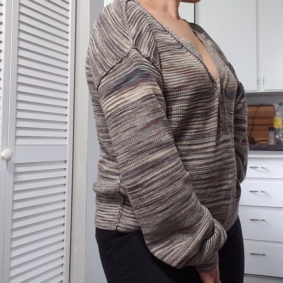 Free People Sweatshirt, Size XS - Picture 15 of 16